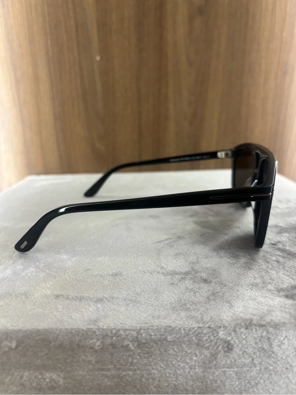 Tom Ford Brianna-02 TF1338-N 01A Black Sunglasses 58-17-140 New